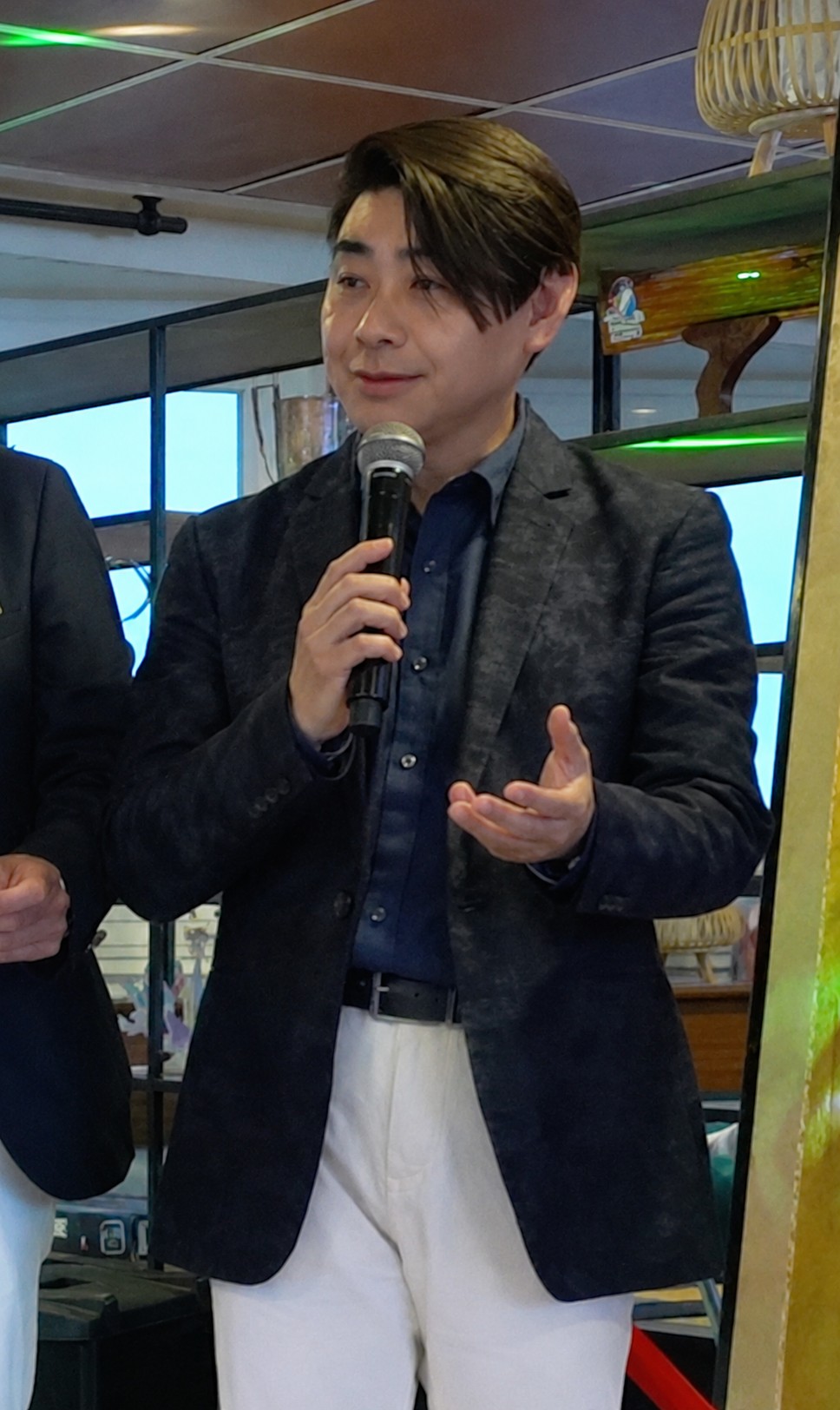 Executive Brand Producer Yuichiro Yamashita sharing the philosophy of MIRAGE II at the invitation-only private night in Cannes